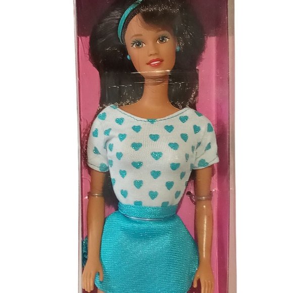 Pretty Hearts Barbie #14473/14475 Vintage 1995 2 Dolls incl Pink & Blue NRFB - Picture 9 of 10